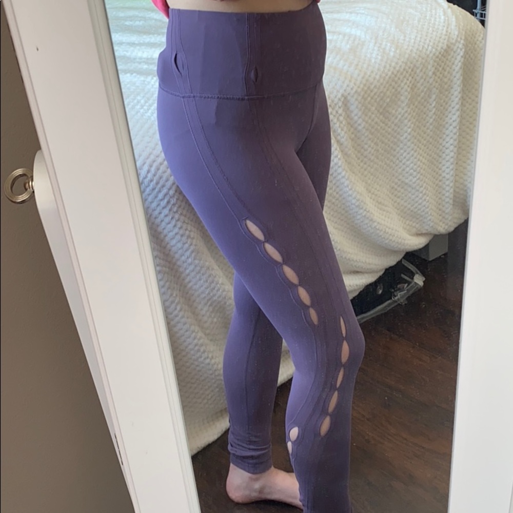 YOGALICIOUS LEGGINGS!